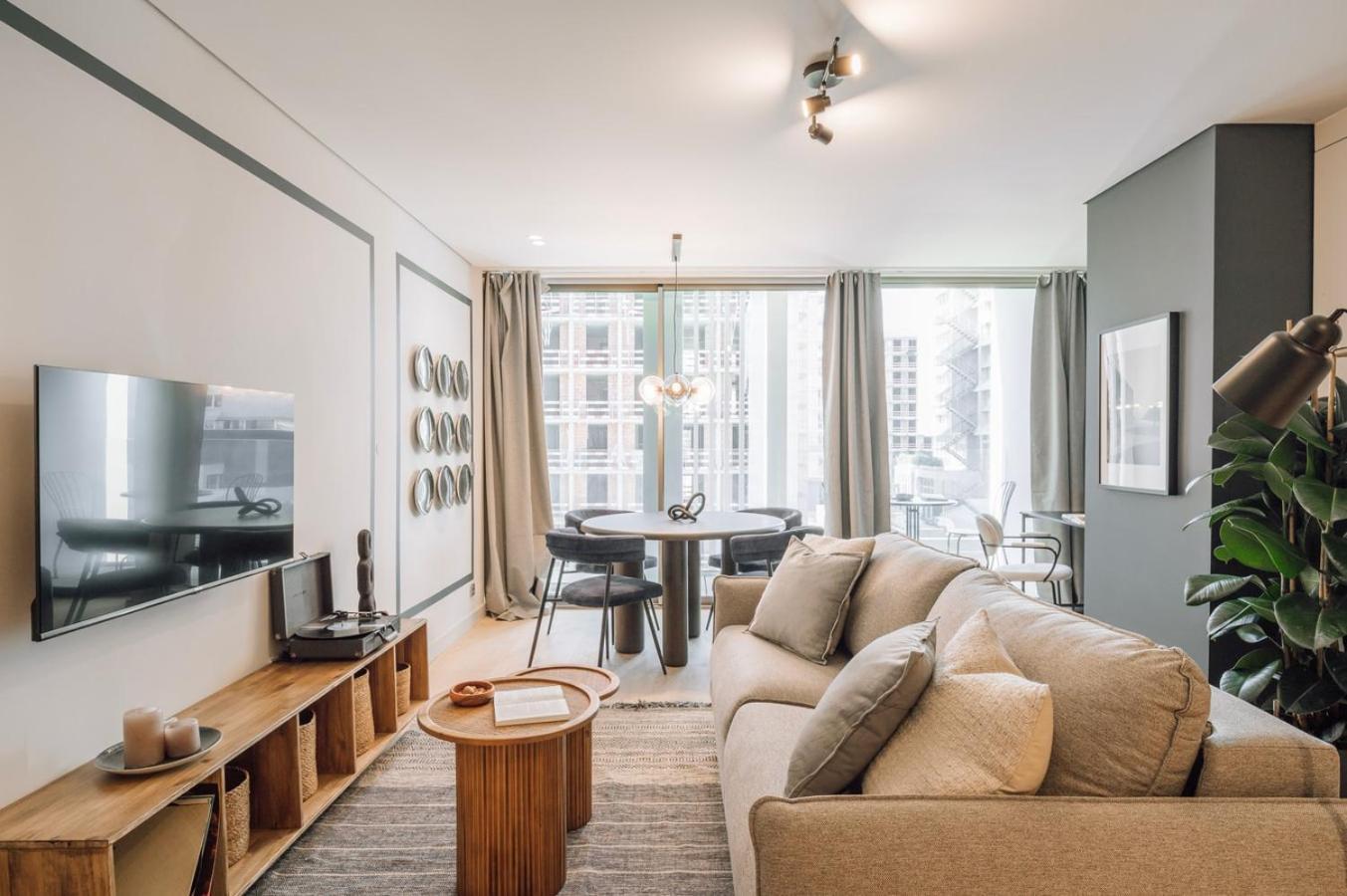 Apartamento Adraga - 1 Bedroom And Shared Pool In Avenidas Novas